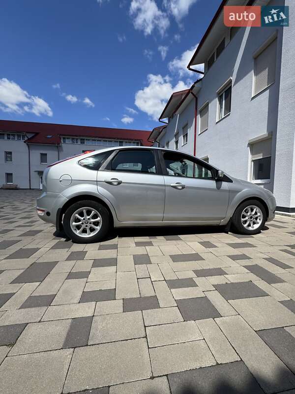 Ford Focus 2011