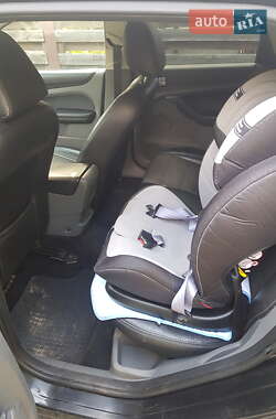 Универсал Ford Focus 2009 в 