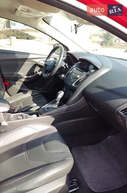 Хэтчбек Ford Focus 2016 в 