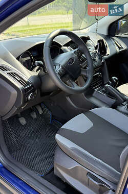 Универсал Ford Focus 2014 в 