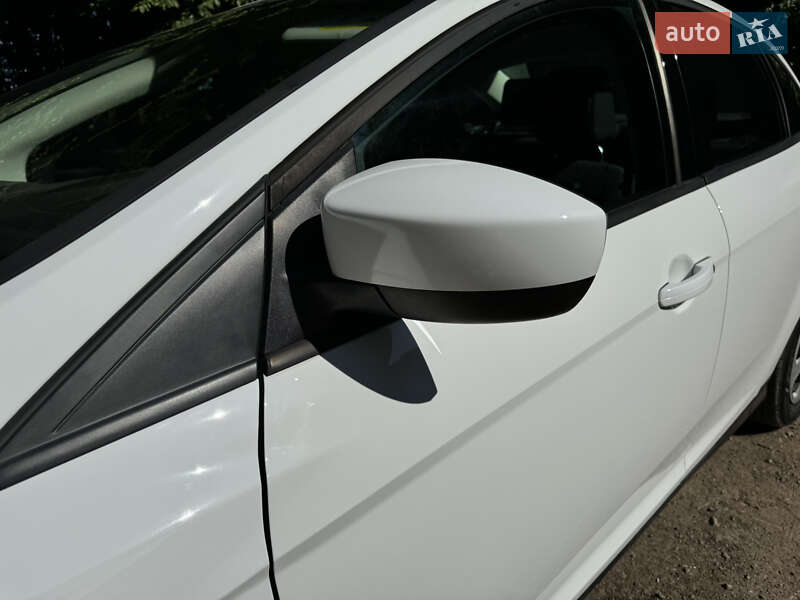 Седан Ford Focus 2012 в Львове