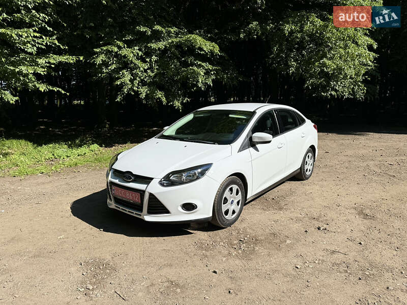 Седан Ford Focus 2012 в Львове