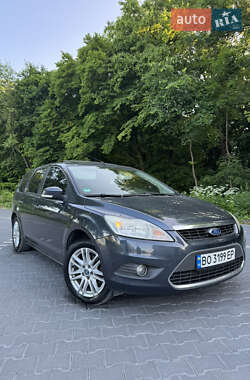 Ford Focus 2010 Ford Focus 2010