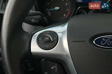 Хэтчбек Ford Focus 2014 в 