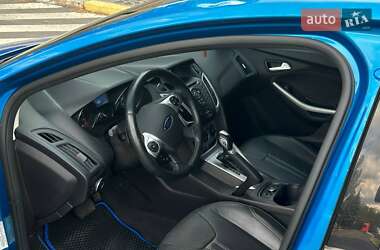 Хэтчбек Ford Focus 2014 в 