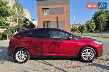 Хэтчбек Ford Focus 2015 в 