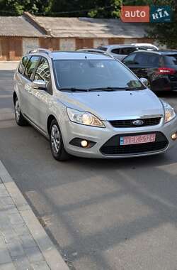Универсал Ford Focus 2010 в 