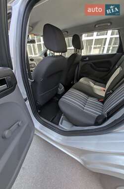 Универсал Ford Focus 2010 в 