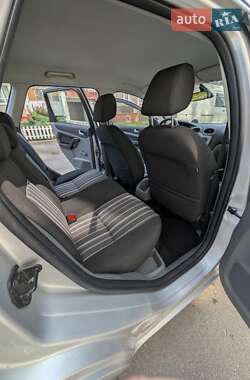 Универсал Ford Focus 2010 в 