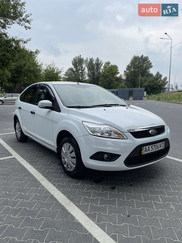 Ford Focus 2011