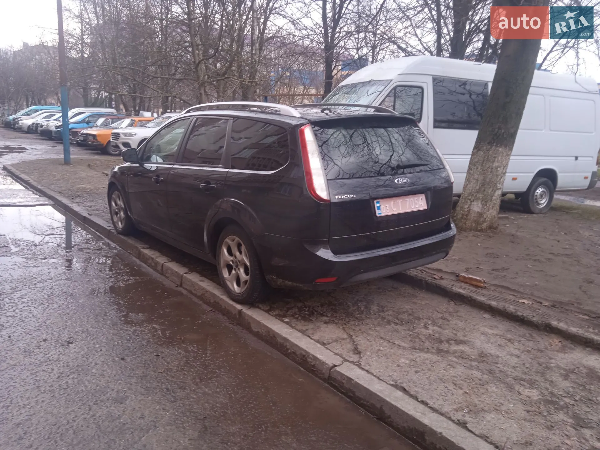 2010 Ford Focus - мініатюра 3