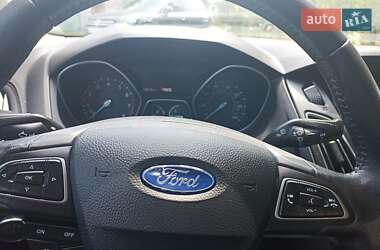Седан Ford Focus 2017 в 