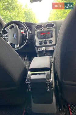 Универсал Ford Focus 2010 в 