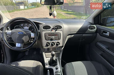 Седан Ford Focus 2010 в 