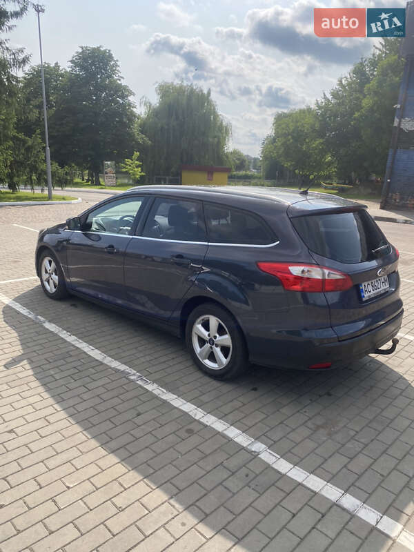 Универсал Ford Focus 2013 в Луцке