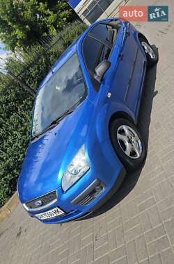Хэтчбек Ford Focus 2005 в 