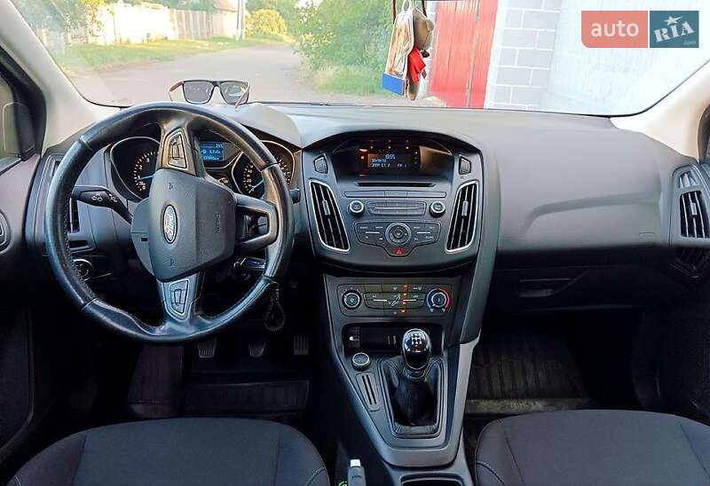 Седан Ford Focus 2017 в Новомосковске