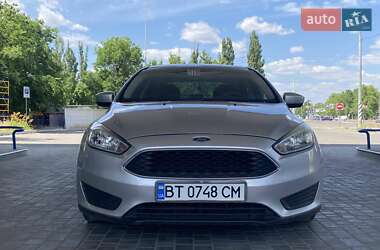 Седан Ford Focus 2016 в 