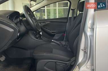 Седан Ford Focus 2016 в 