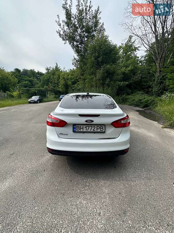 Седан Ford Focus 2012 в Киеве