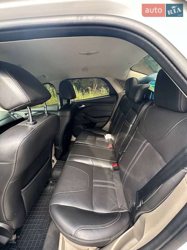 Седан Ford Focus 2012 в Киеве