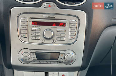 Хэтчбек Ford Focus 2008 в 