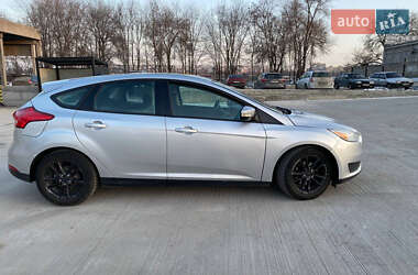 Хэтчбек Ford Focus 2015 в 