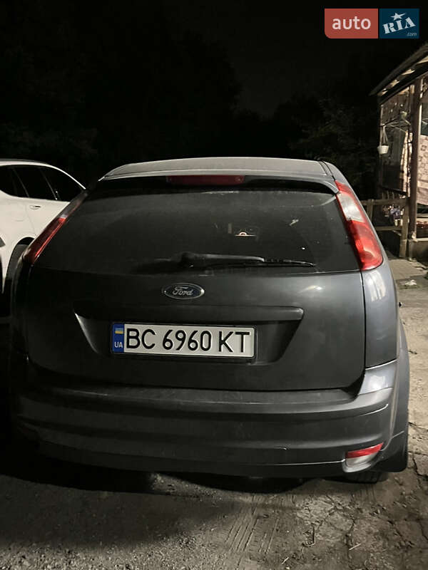 Хэтчбек Ford Focus 2005 в Днепре