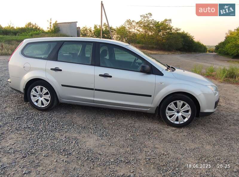 Універсал Ford Focus 2005 в Первомайську
