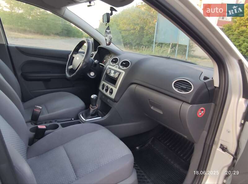 Універсал Ford Focus 2005 в Первомайську