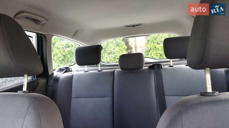 Универсал Ford Focus 2004 в Староконстантинове фото 49 Универсал Ford Focus 2004 в Староконстантинове