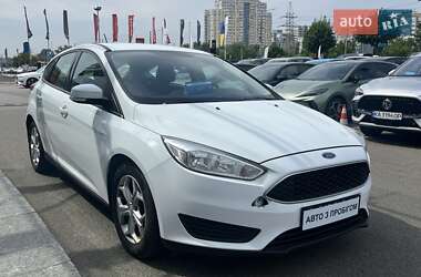Хэтчбек Ford Focus 2017 в 