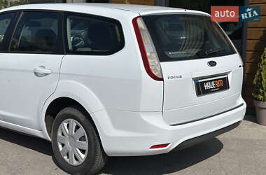 Универсал Ford Focus 2010 в 