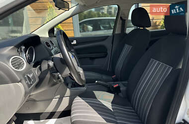 Универсал Ford Focus 2010 в 