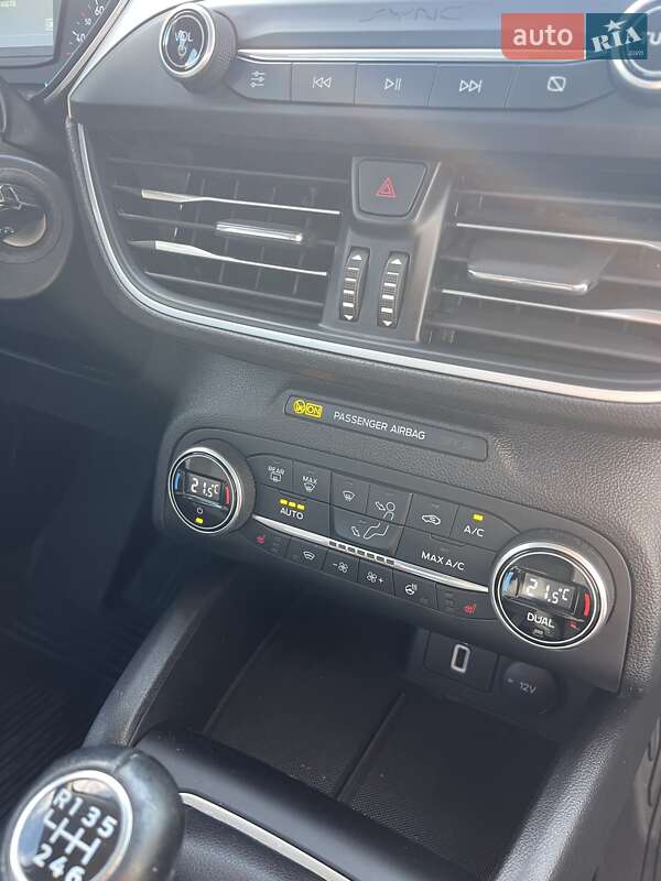 Универсал Ford Focus 2019 в Киеве фото 15 Универсал Ford Focus 2019 в Киеве