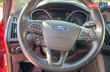 Седан Ford Focus 2014 в 