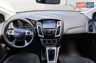 Хэтчбек Ford Focus 2014 в 