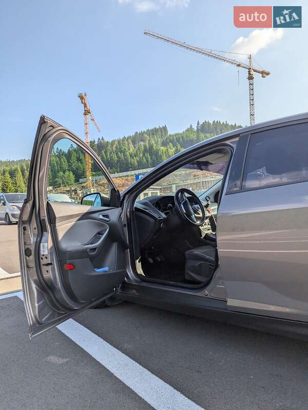 Хэтчбек Ford Focus 2014 в Татарове фото 20 Хэтчбек Ford Focus 2014 в Татарове
