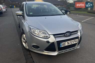 Седан Ford Focus 2014 в 
