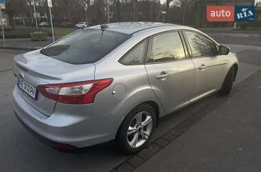 Седан Ford Focus 2014 в 