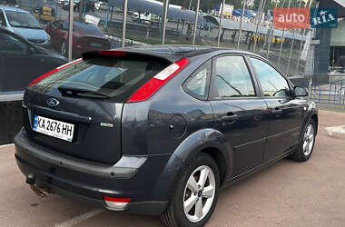 Хэтчбек Ford Focus 2007 в 