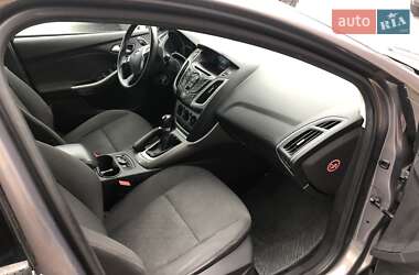 Универсал Ford Focus 2014 в 