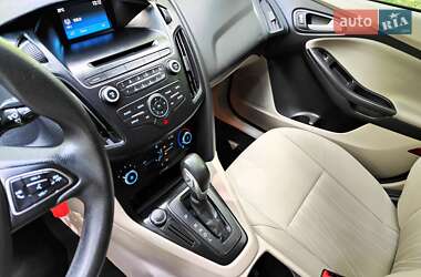 Седан Ford Focus 2017 в 