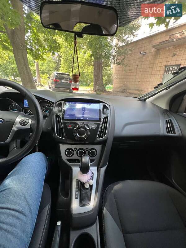 Седан Ford Focus 2013 в Черкасах
