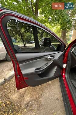 Седан Ford Focus 2013 в 