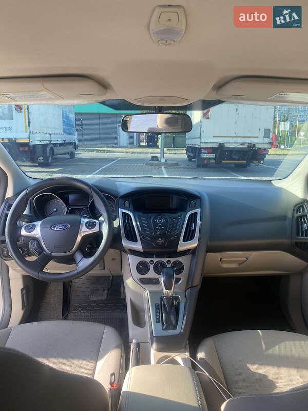 Седан Ford Focus 2013 в Киеве
