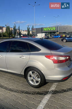 Седан Ford Focus 2013 в 