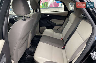 Хэтчбек Ford Focus 2014 в 