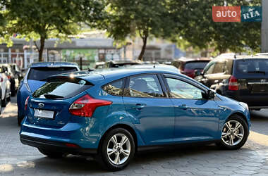 Хэтчбек Ford Focus 2014 в 