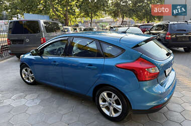 Хэтчбек Ford Focus 2014 в 